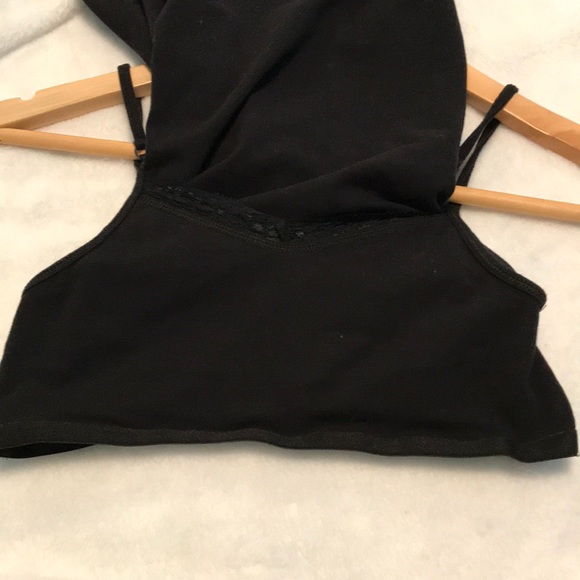 Black camisole with a little black lace - Picture 4 of 4